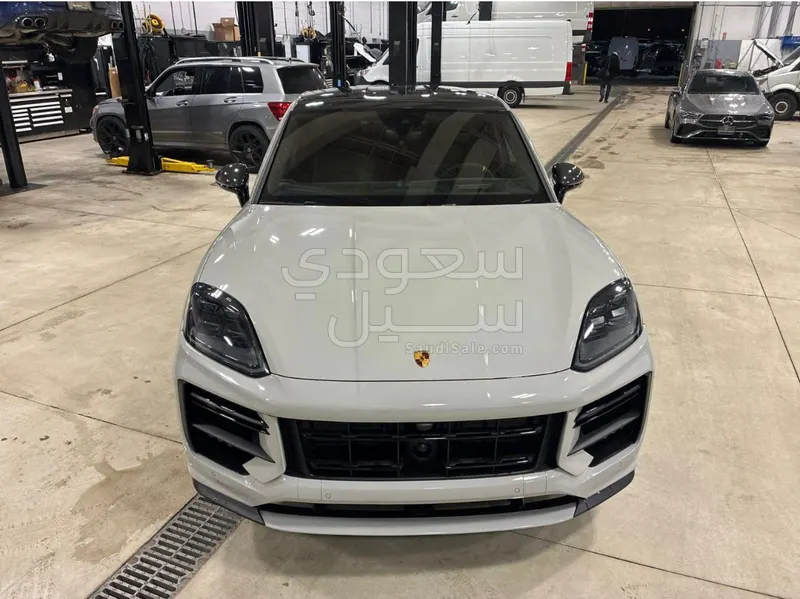 2025 بورش كايين توربو