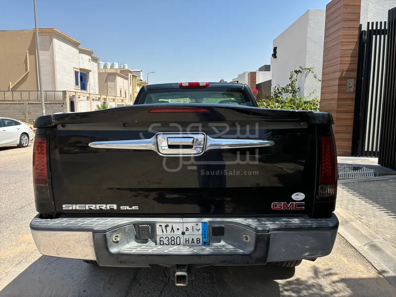 2012 جي ام سي سييرا زد 71