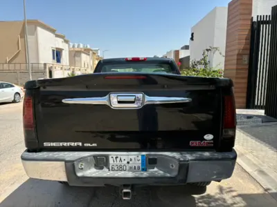 2012 جي ام سي سييرا زد 71