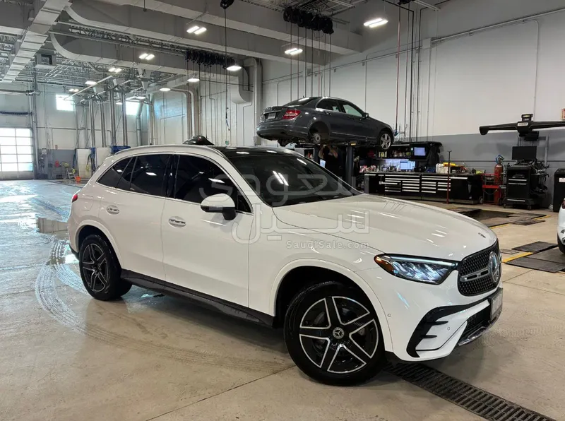 2025 مرسيدس - بنز جي إل سي 300