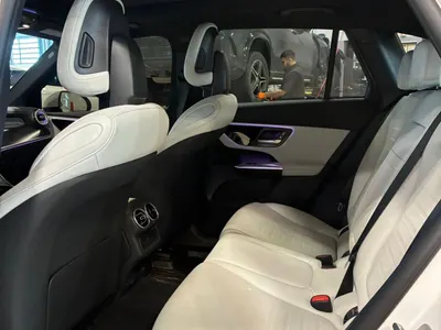 2025 مرسيدس - بنز جي إل سي 300