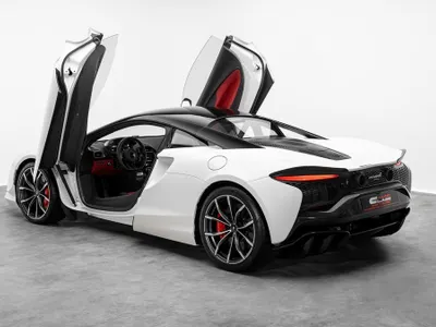 2024 مكلارين ارتورا