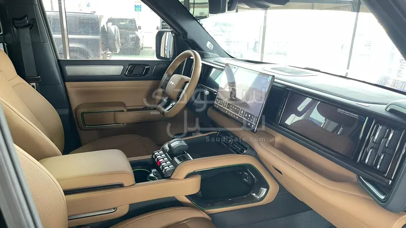 2025 بي واي دي ليوبارد 5