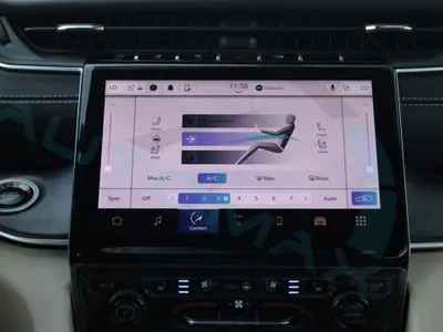 2026 جييب جراند شيروكي ليمتد بلس