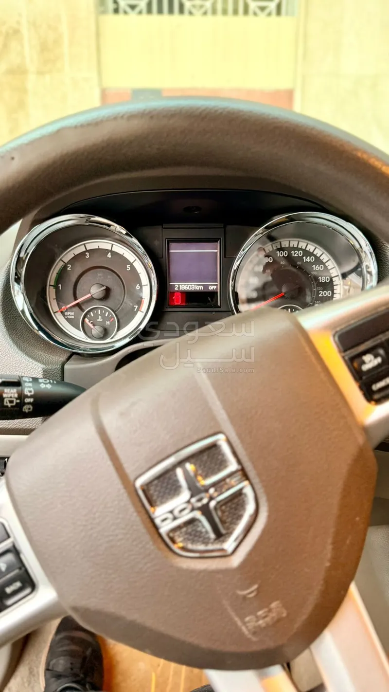 2013 دودج دورانغو ار تي