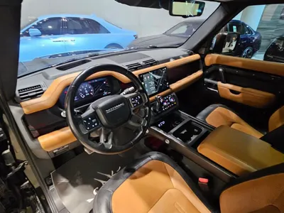 2022 لاند روفر ديفيندر 90