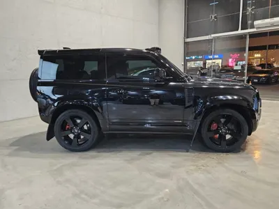 2022 لاند روفر ديفيندر 90