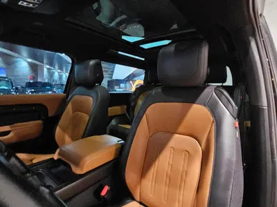 2022 لاند روفر ديفيندر 90