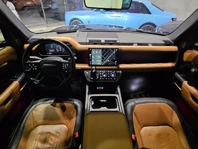 2022 لاند روفر ديفيندر 90