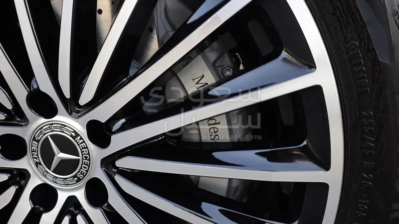 2026 مرسيدس - بنز جي إل سي 200 اي ام جي