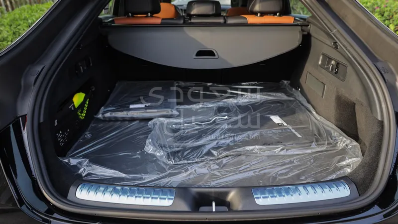 2026 مرسيدس - بنز جي إل سي 200 اي ام جي