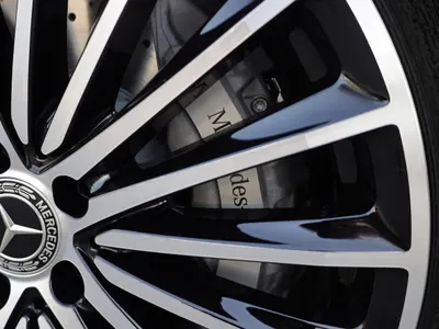 2026 مرسيدس - بنز جي إل سي 200 اي ام جي