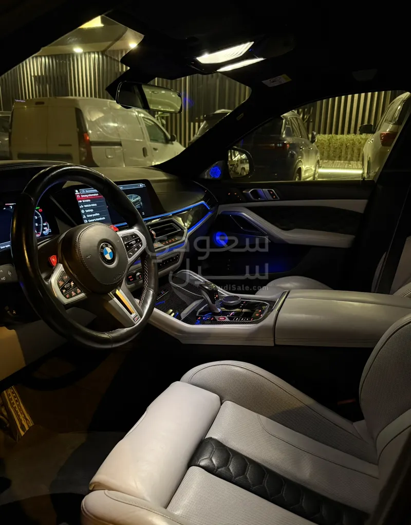 2022 BMW X Series 6M competition