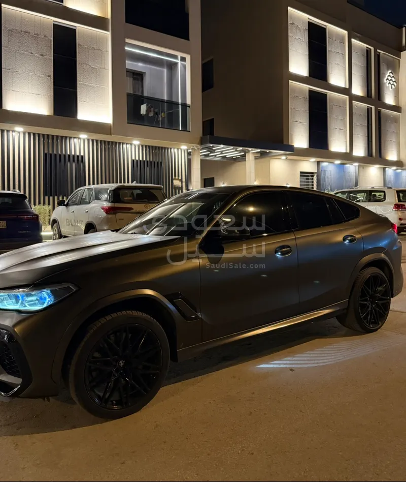 2022 BMW X Series 6M competition