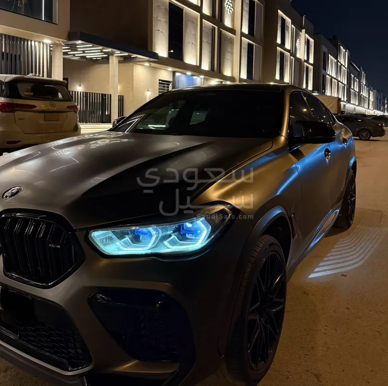 2022 BMW X Series 6M competition