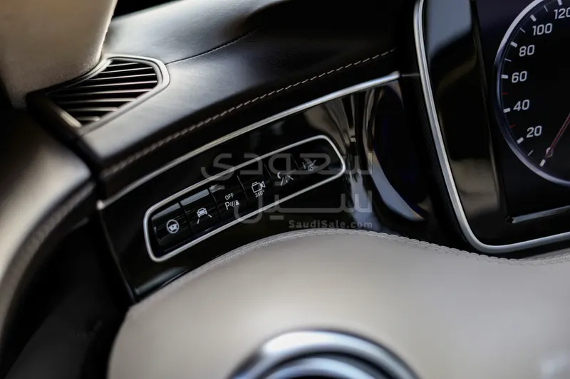 2016 مرسيدس - بنز إس 500 كوبيه