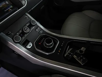 2018 لاند روفر رينج روفر ايفوك