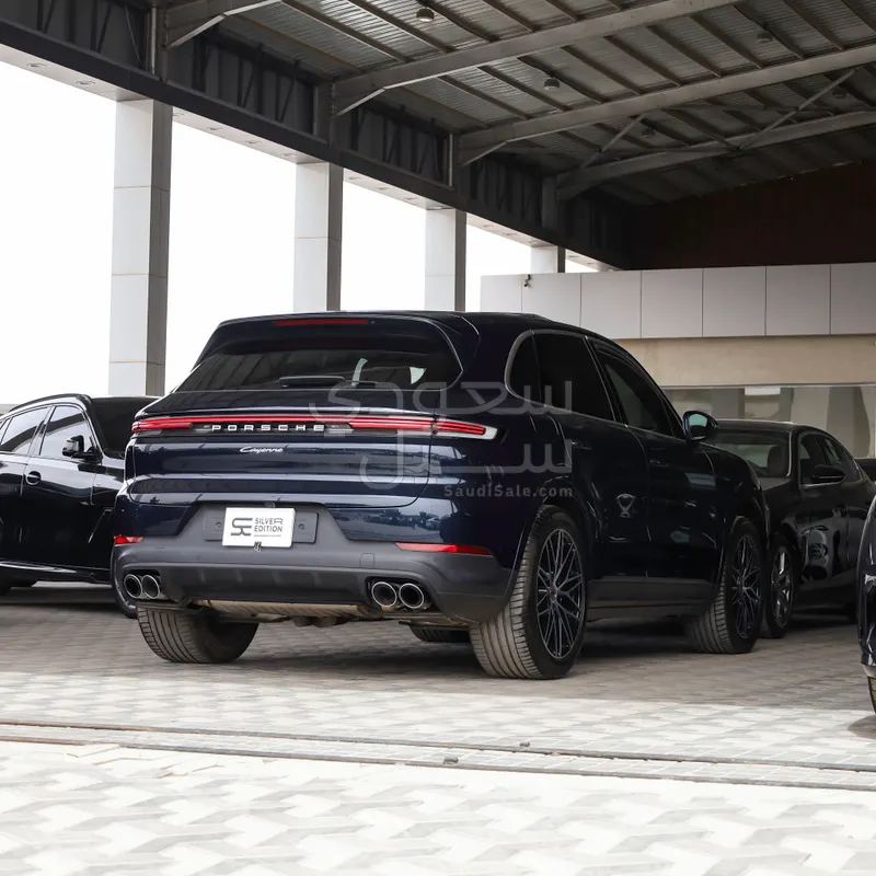 2025 Porsche Cayenne
