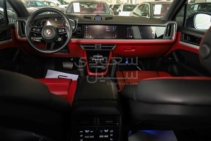 2025 Porsche Cayenne