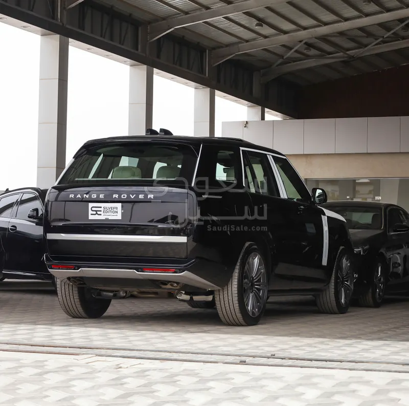 2026 لاند روفر رينج روفر اوتوبيوغرافي