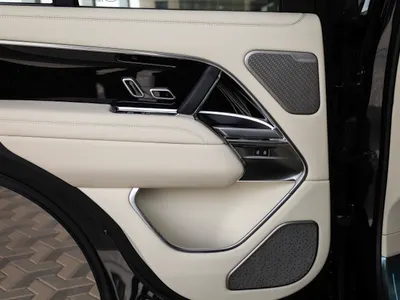 2026 لاند روفر رينج روفر اوتوبيوغرافي