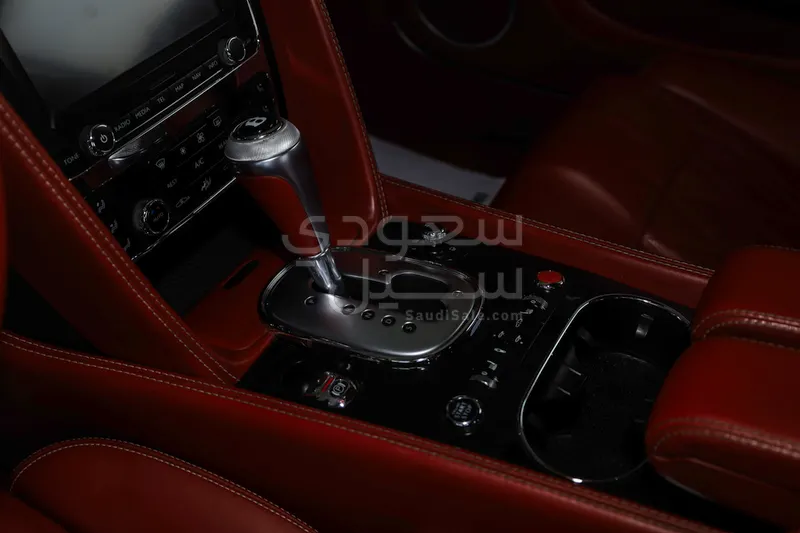 2013 بنتلي كونتيننتل جي تي سبيد مولينر