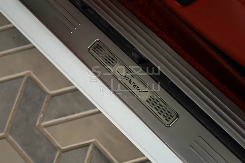 2013 بنتلي كونتيننتل جي تي سبيد مولينر