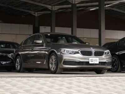 2017 بي ام دبليو الفئة الخامسة 530 أي