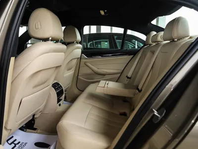 2017 بي ام دبليو الفئة الخامسة 530 أي