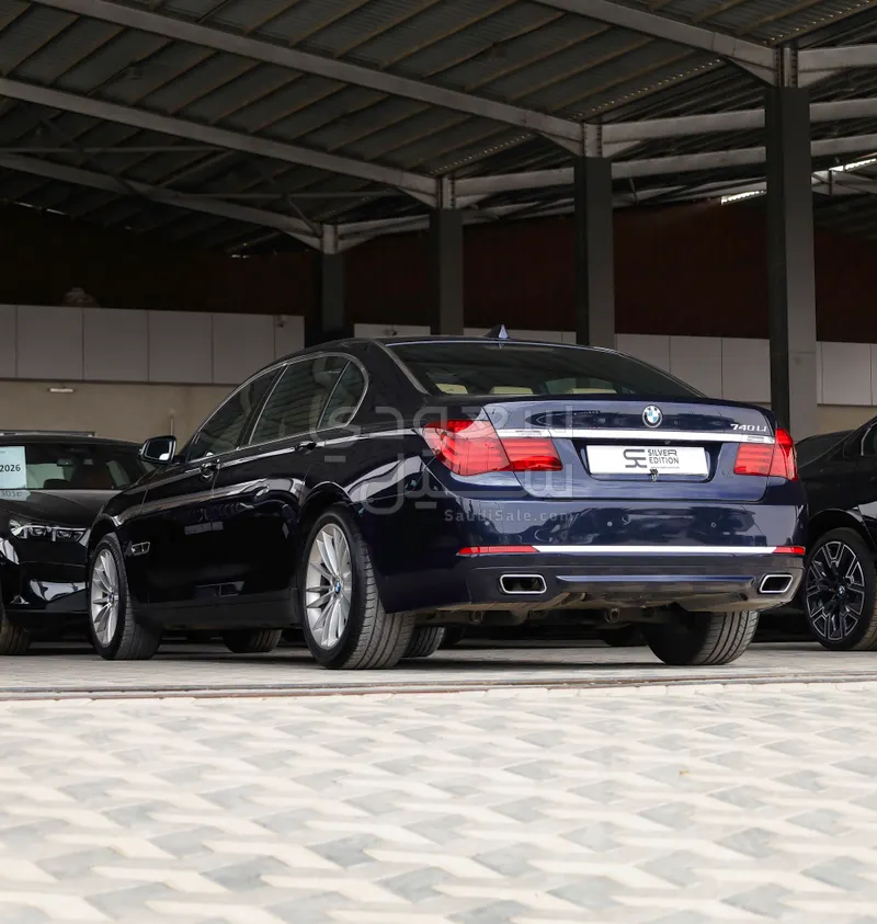 2014 بي ام دبليو الفئة السابعة 740 إل أي