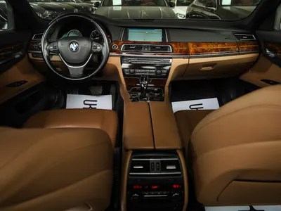 2014 بي ام دبليو الفئة السابعة 740 إل أي