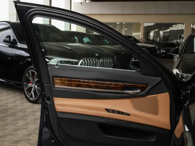 2014 بي ام دبليو الفئة السابعة 740 إل أي