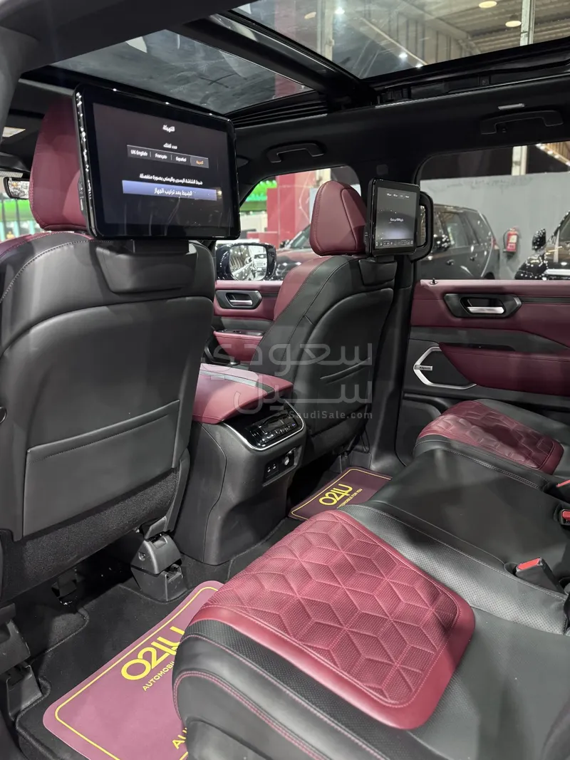 2025 Nissan Patrol Platinum