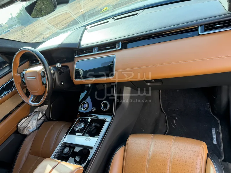 2019 لاند روفر رينج روفر فيلار اتش اس اي