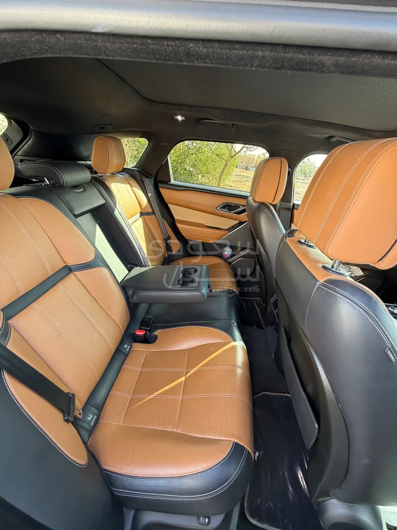 2019 لاند روفر رينج روفر فيلار اتش اس اي