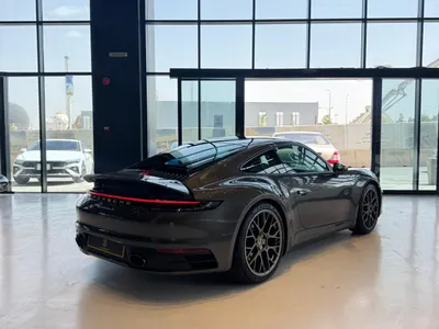 2024 بورش 911 كاريرا اس