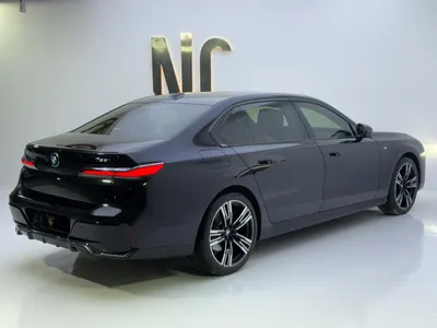 2024 بي ام دبليو الفئة السابعة 735أي