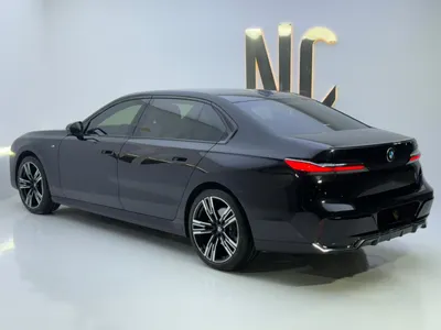 2024 بي ام دبليو الفئة السابعة 735أي