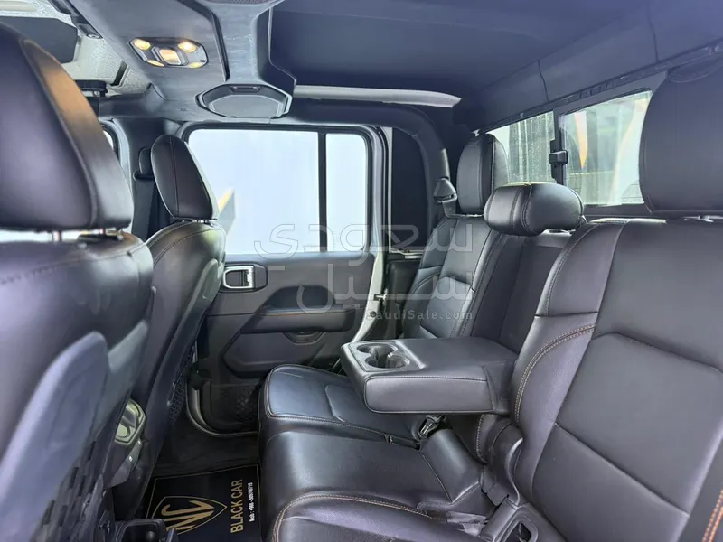 2021 جييب جلادياتور