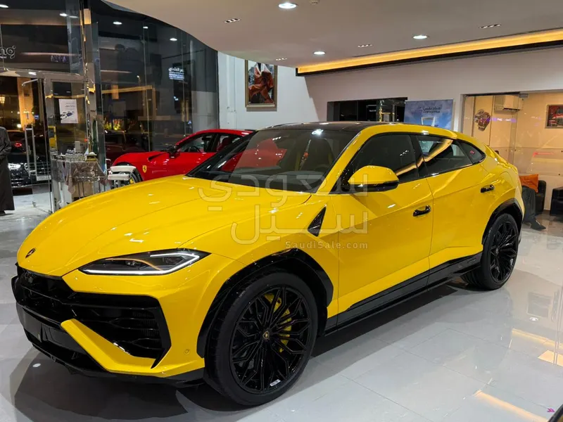 2025 لمبرجيني اوروس اس