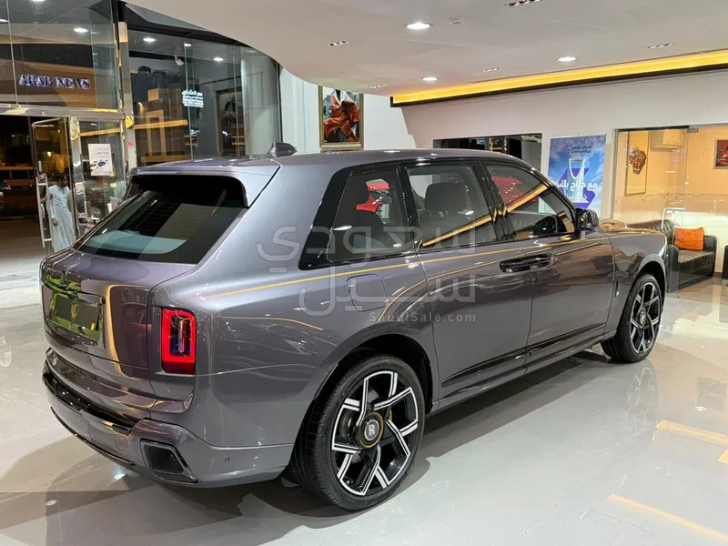 2025 رولز رويس كولينان