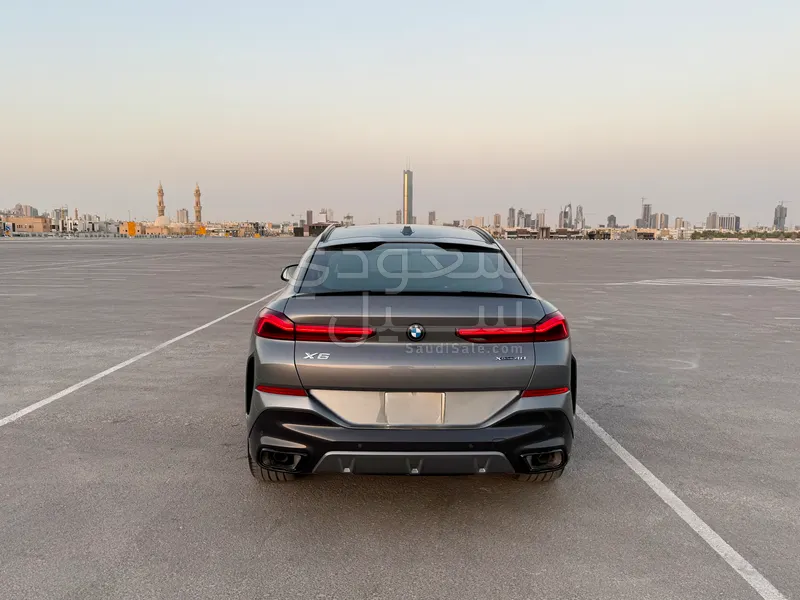 2024 بي ام دبليو الفئة اكس 6 40أي