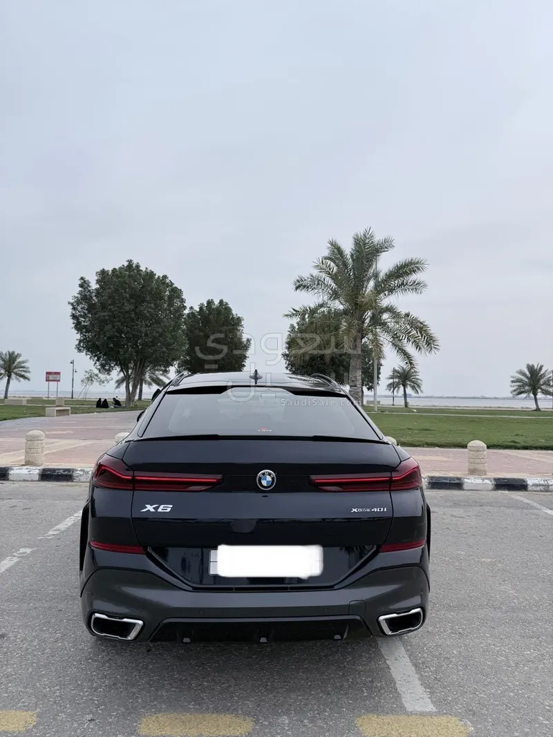 2022 بي ام دبليو الفئة اكس 6 40أي