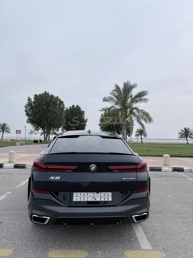 2022 بي ام دبليو الفئة اكس 6 40أي