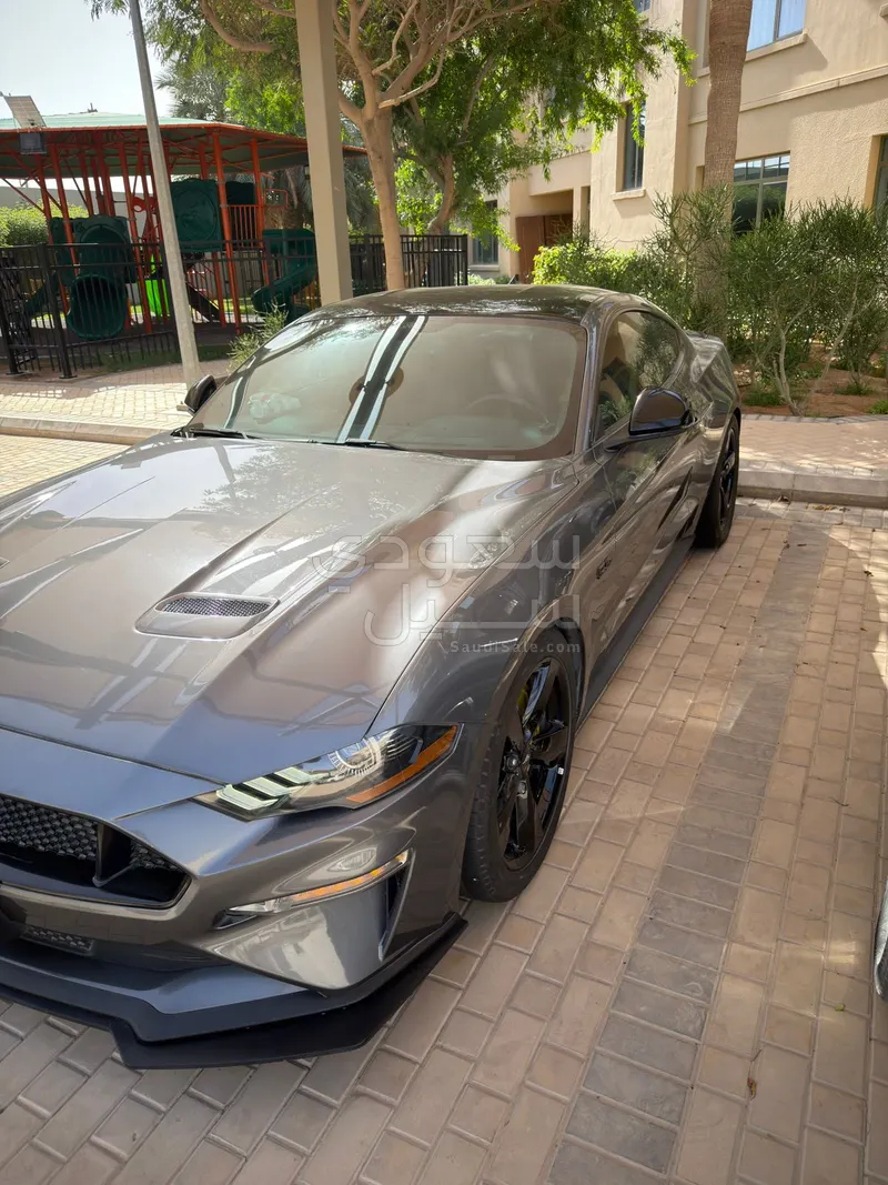 2021 فورد موستانغ جي تي