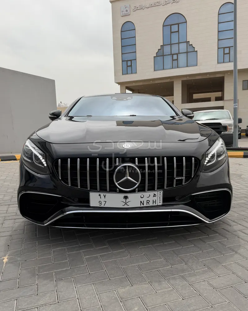 2015 مرسيدس - بنز إس 63 كوبيه
