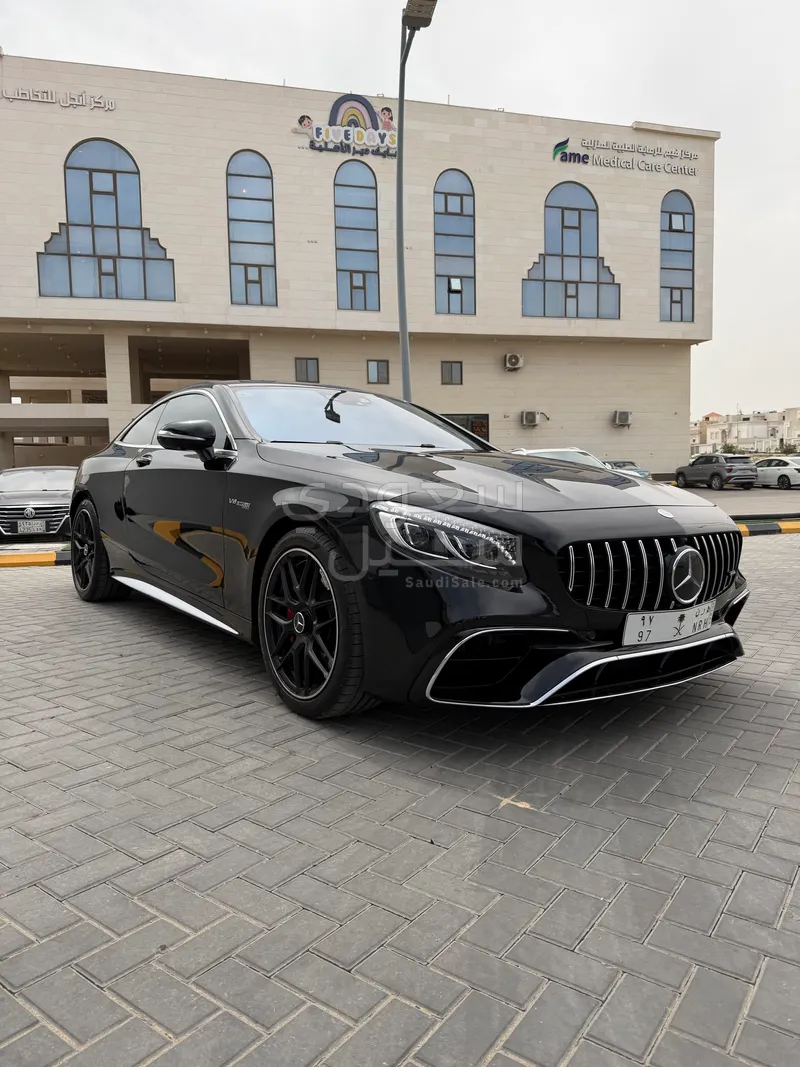 2015 مرسيدس - بنز إس 63 كوبيه