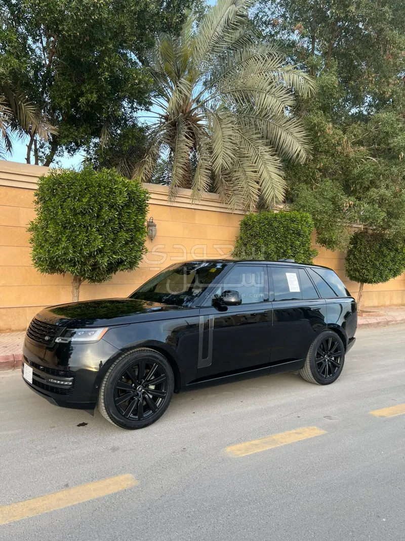 2023 لاند روفر رينج روفر فوج