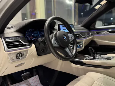 2022 BMW 7 Series 730Li