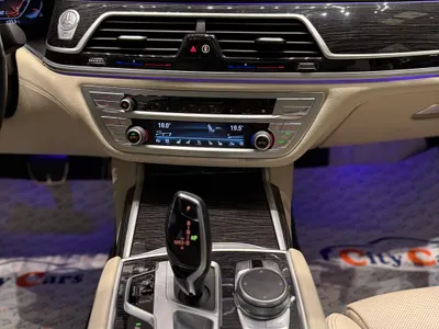 2022 BMW 7 Series 730Li